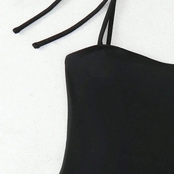 Black Vacation Style Women's Swim Summer Beach Solid Color One-Piece Swimsuit - Picture 5 of 5